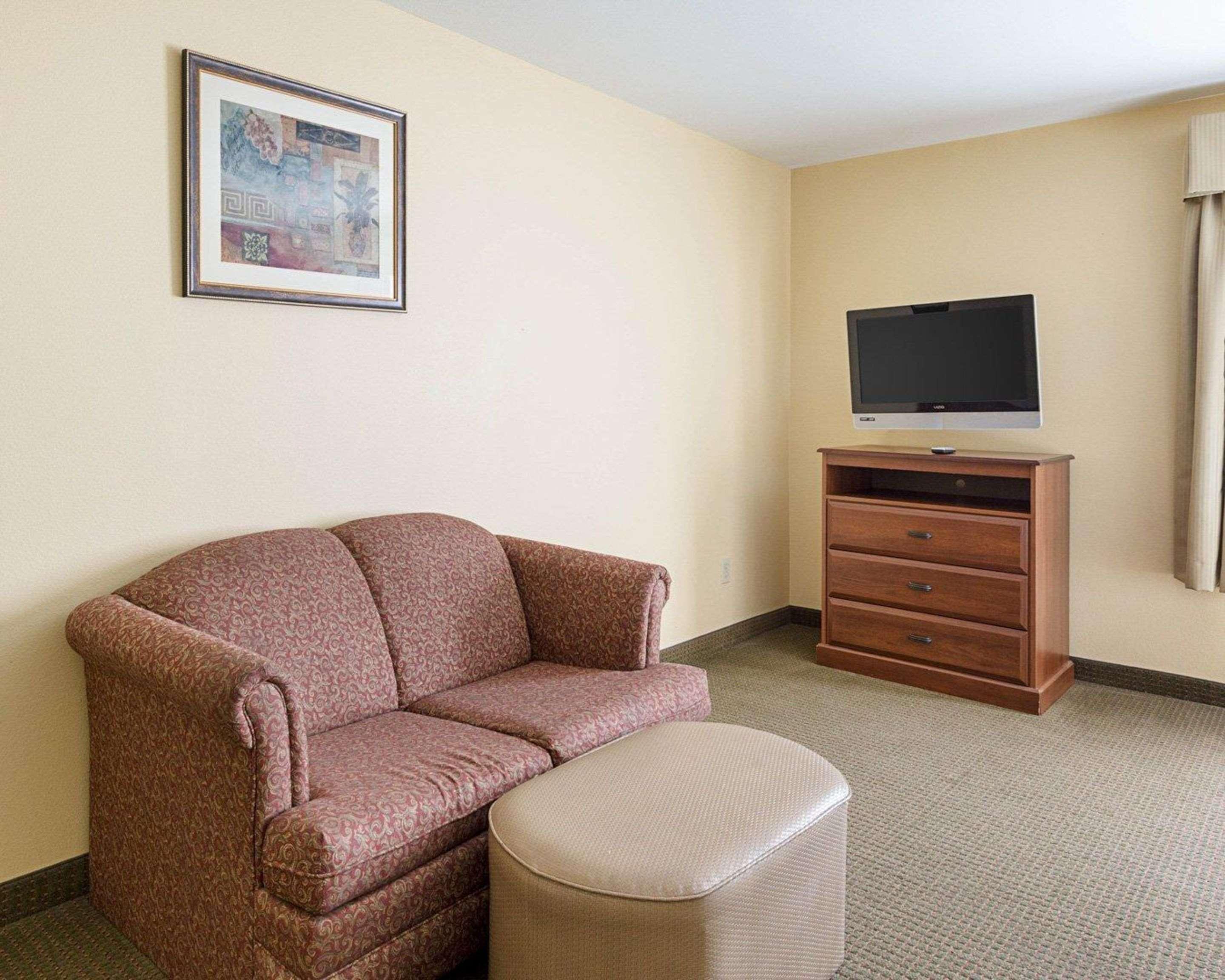 Mainstay - Beaumont South Hotel 3*