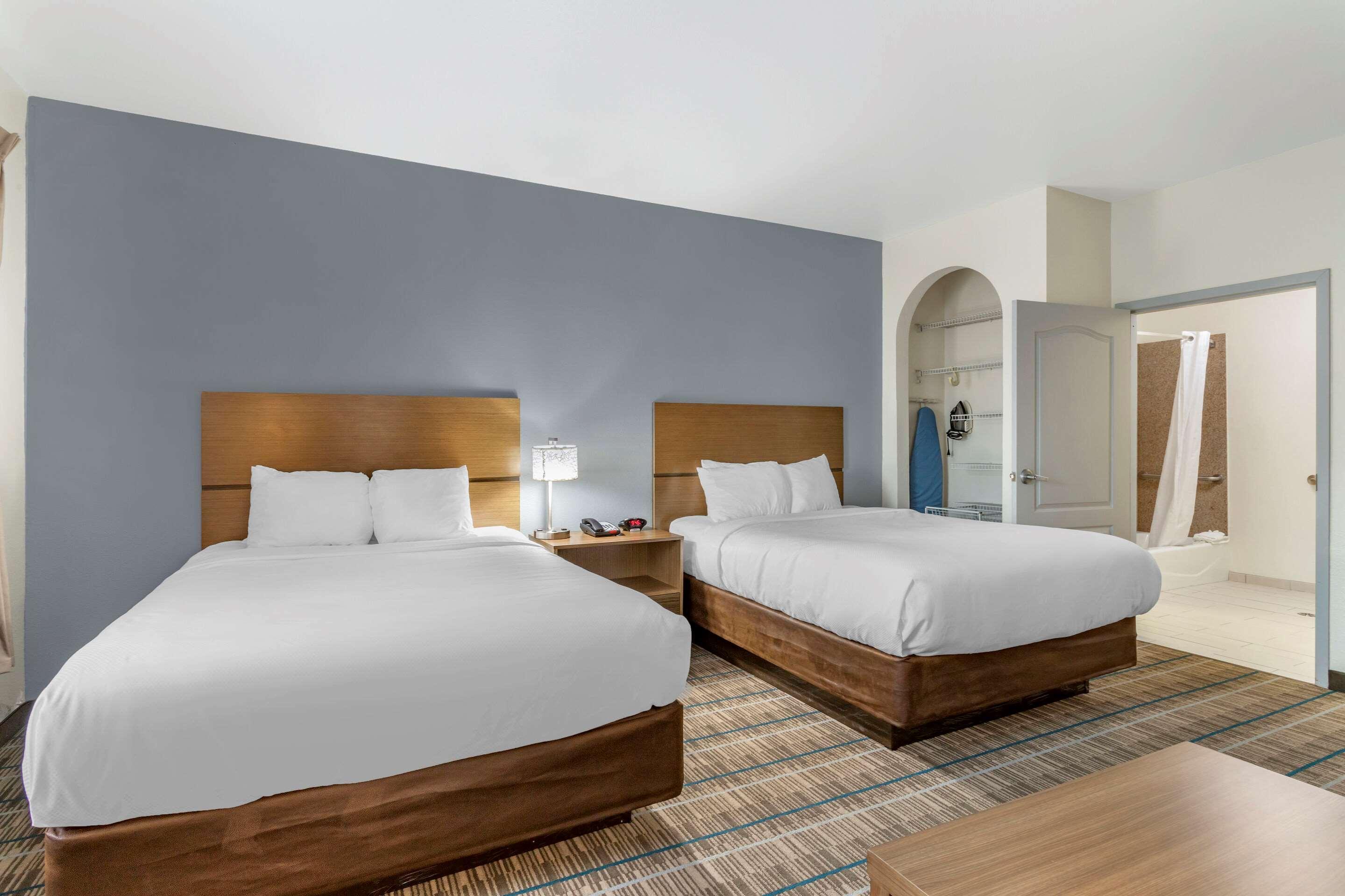 Mainstay - Beaumont South Hotel