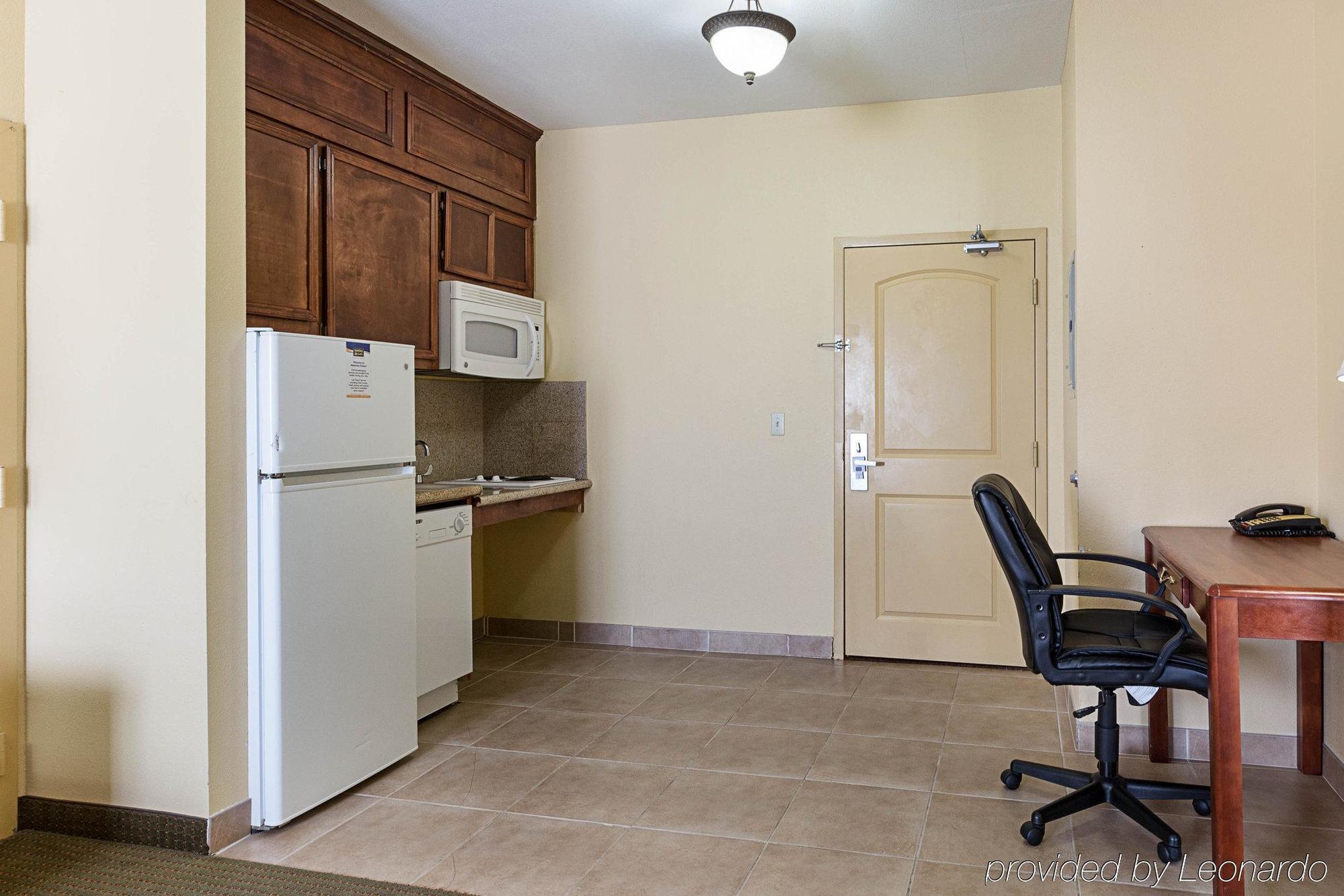 Mainstay - Beaumont South Hotel 3*