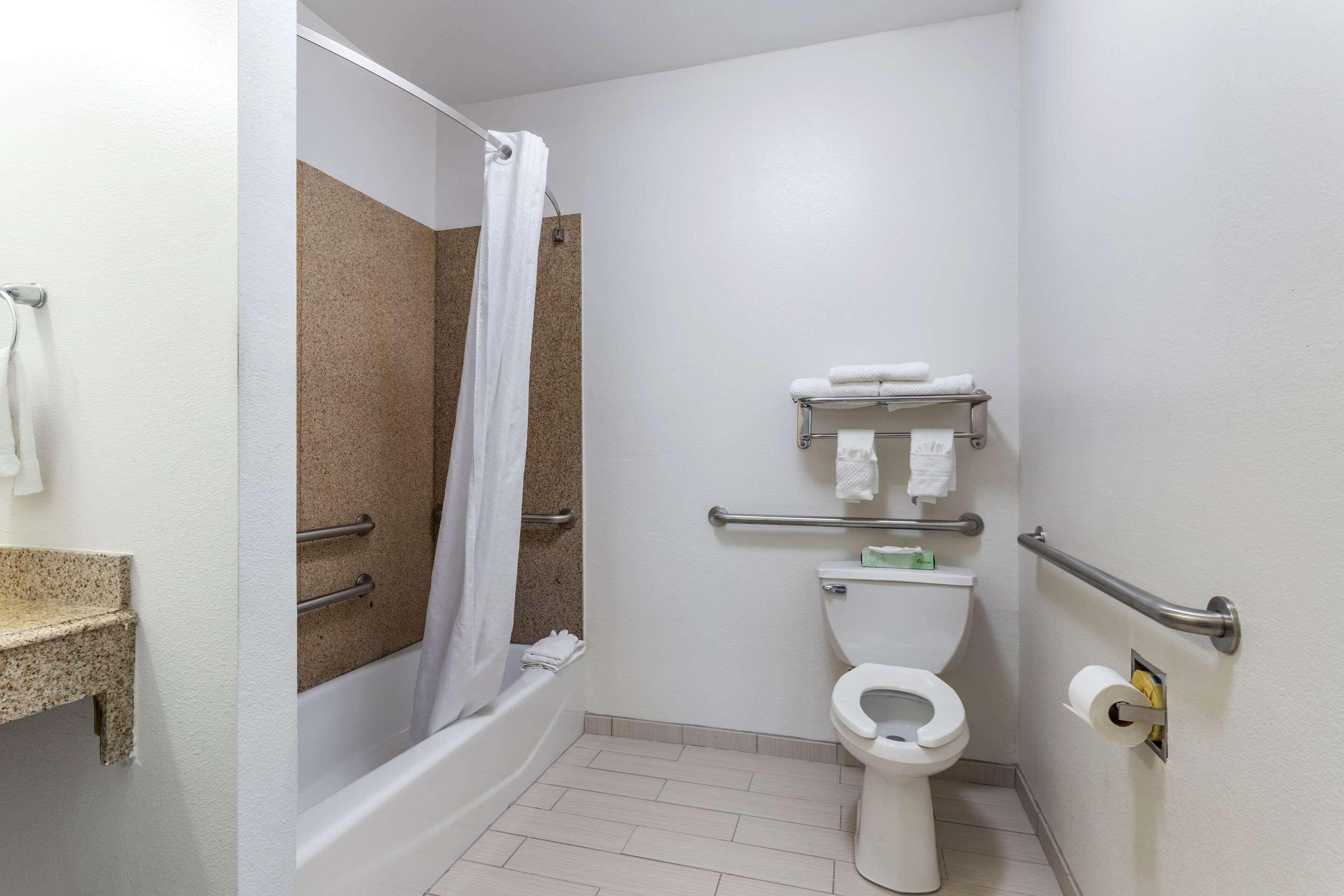 Hotel Mainstay - Beaumont South
